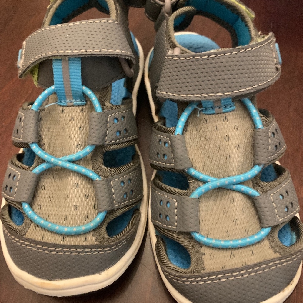 Toddler boys sandals water shoes 8.5t